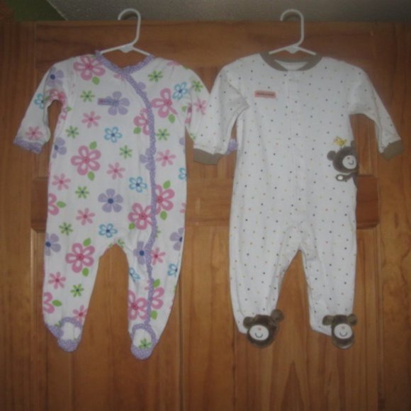 5/$30 Girls Carter's Snap Up Long Sleeve Footed Pajamas - Picture 1 of 2
